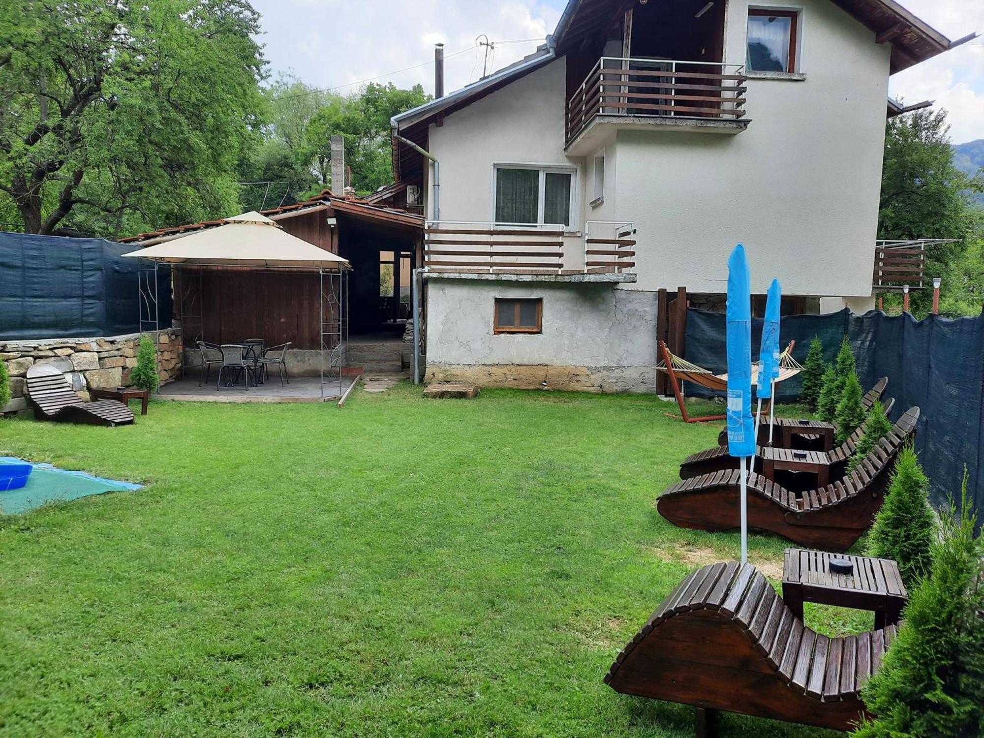 ריבריקה Guest House Lazar Raykov מראה חיצוני תמונה