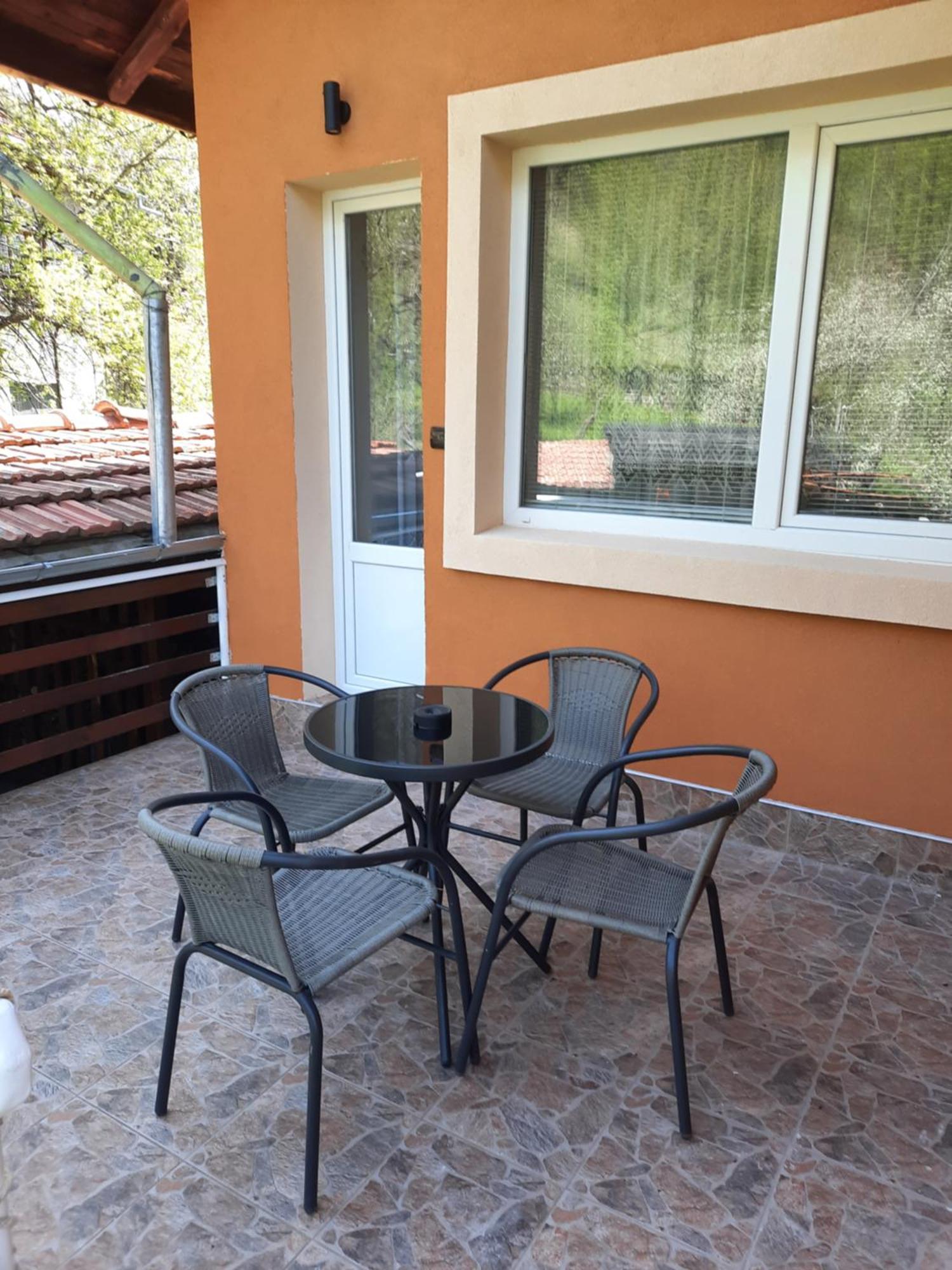 ריבריקה Guest House Lazar Raykov מראה חיצוני תמונה