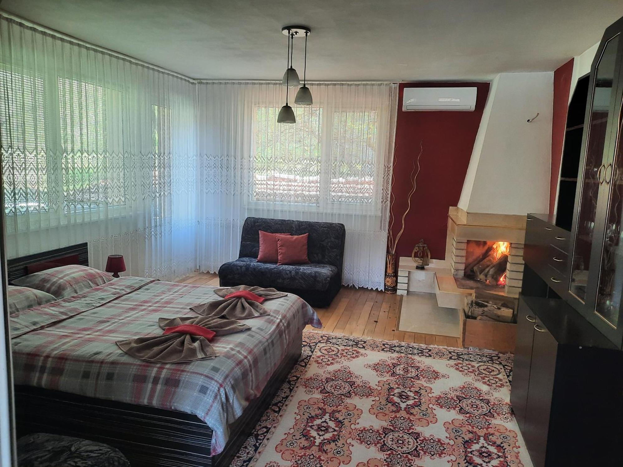 ריבריקה Guest House Lazar Raykov מראה חיצוני תמונה